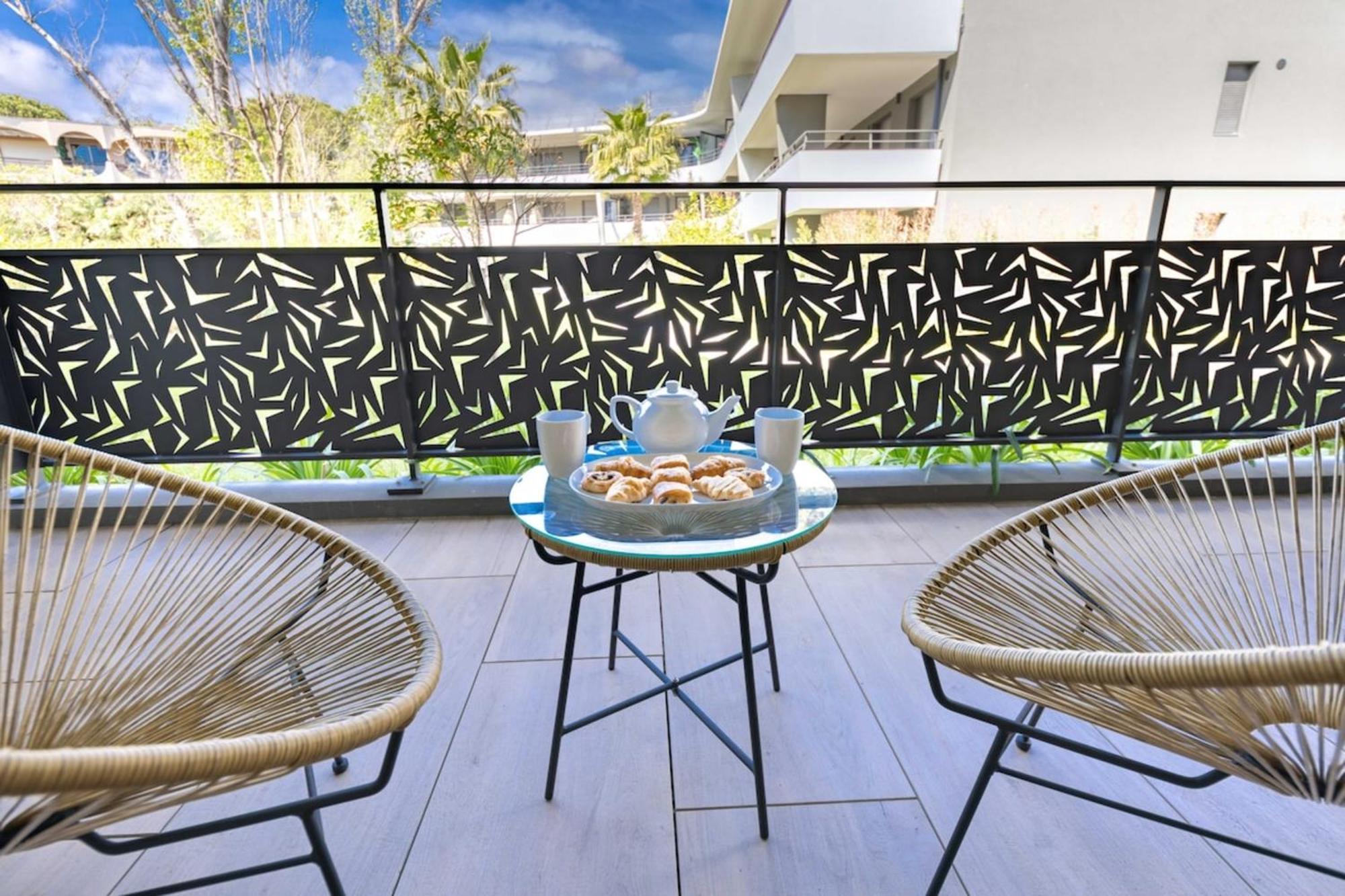 Апартаменти 06Ah - Superb Waterfront T2 - Swimming Pool Вільнев-Лубе Екстер'єр фото